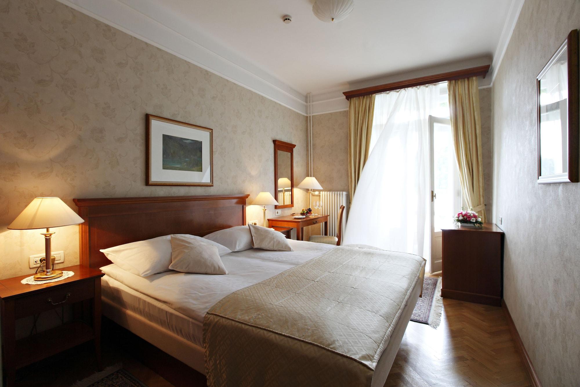 Grand Hotel Toplice - Small Luxury Hotels Of The World Bled Zewnętrze zdjęcie